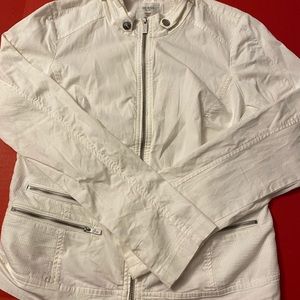 Guess light weight white jacket with zipper detail